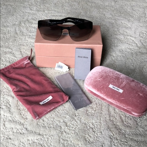 Miu Miu Sunglasses main image 4